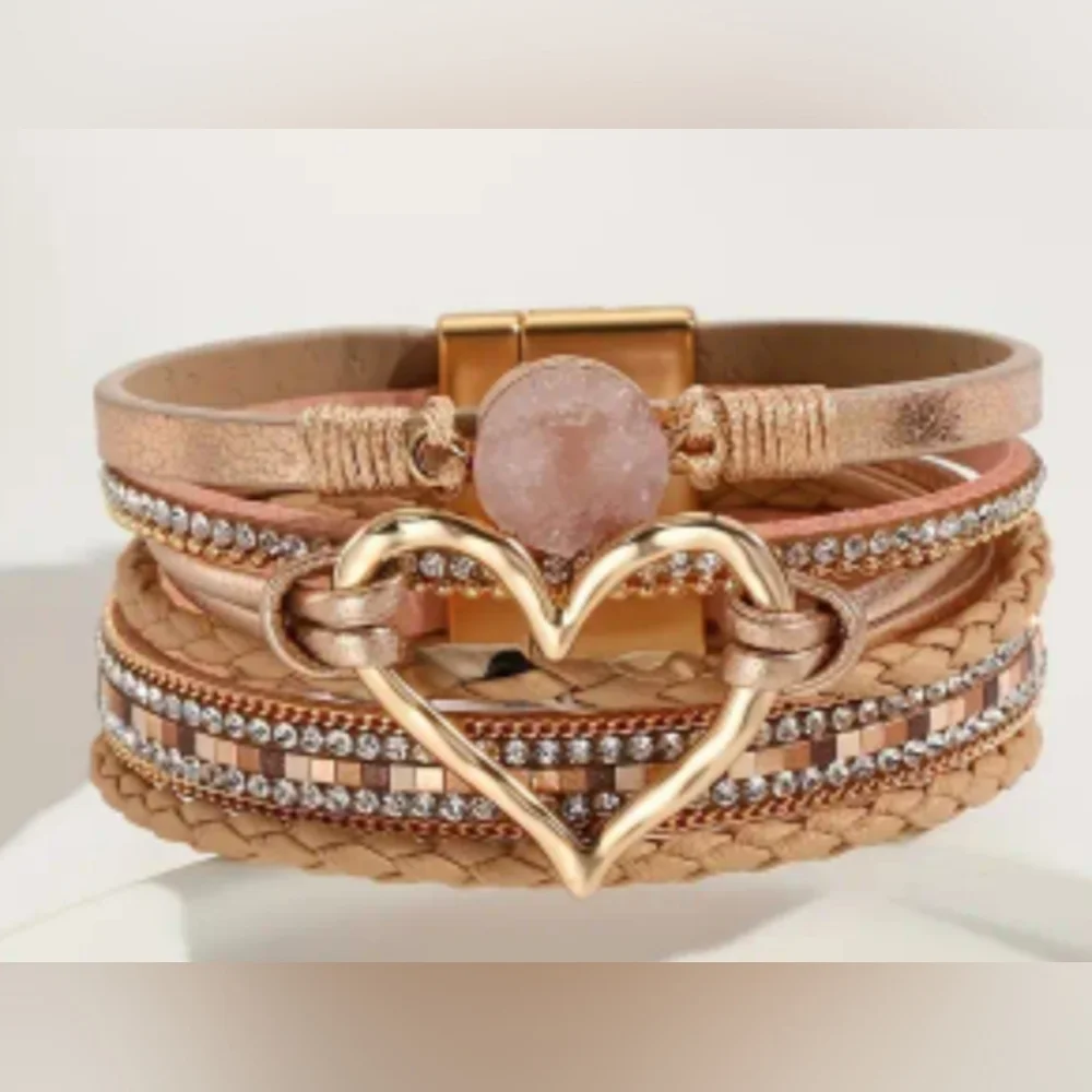 NEW Boho‎ Elegant Gold and Tan Heart Summer Gift Bracelet (#035)
